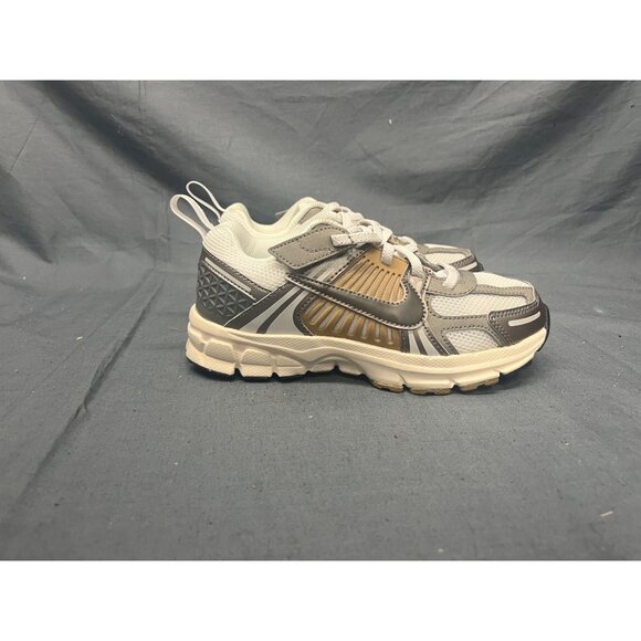 Nike Vomero 5 (PS) Sneakers Pure Platinum Silver Size 1Y BRAND NEW NO BOX! - Picture 9 of 11